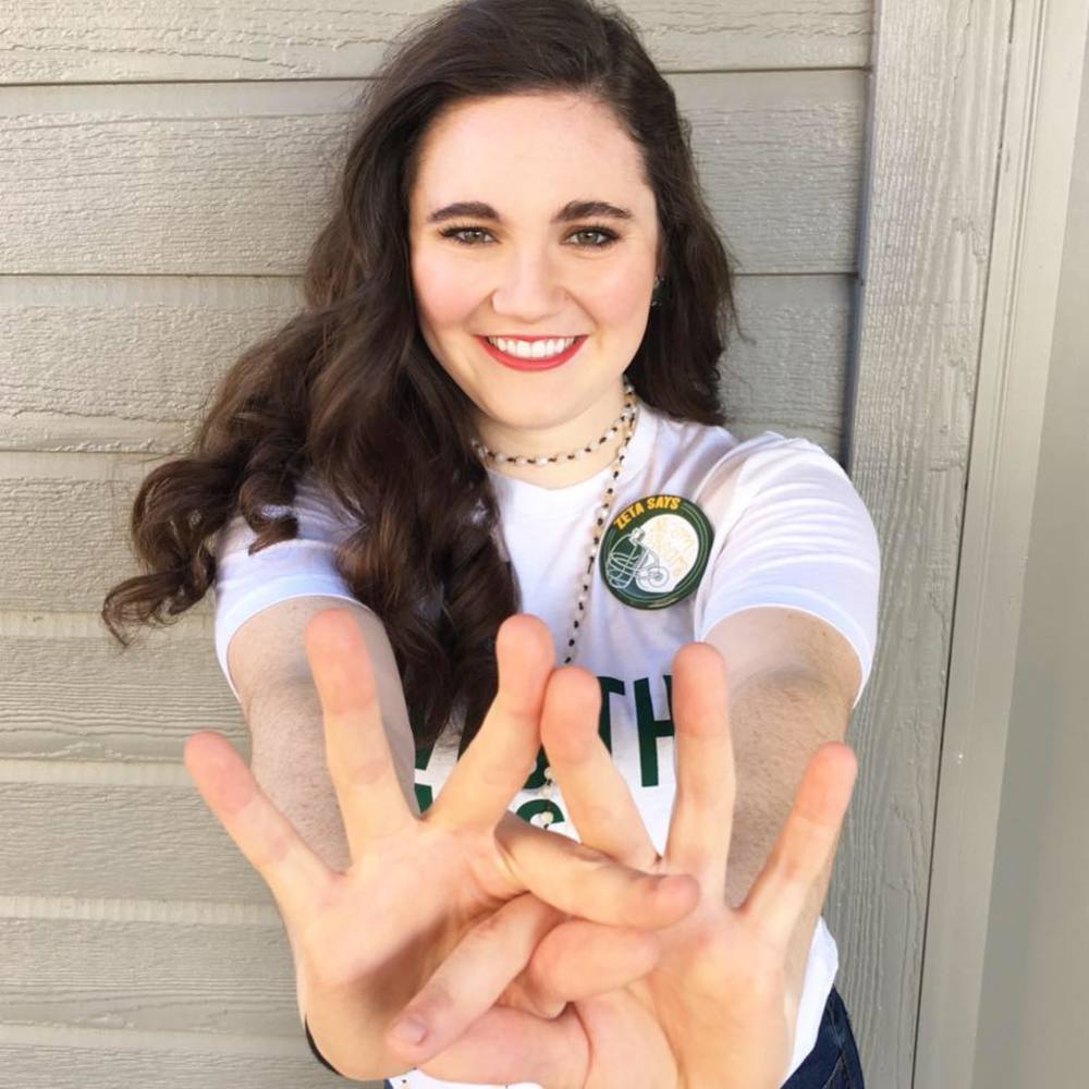 Meet your Posher, Whitney